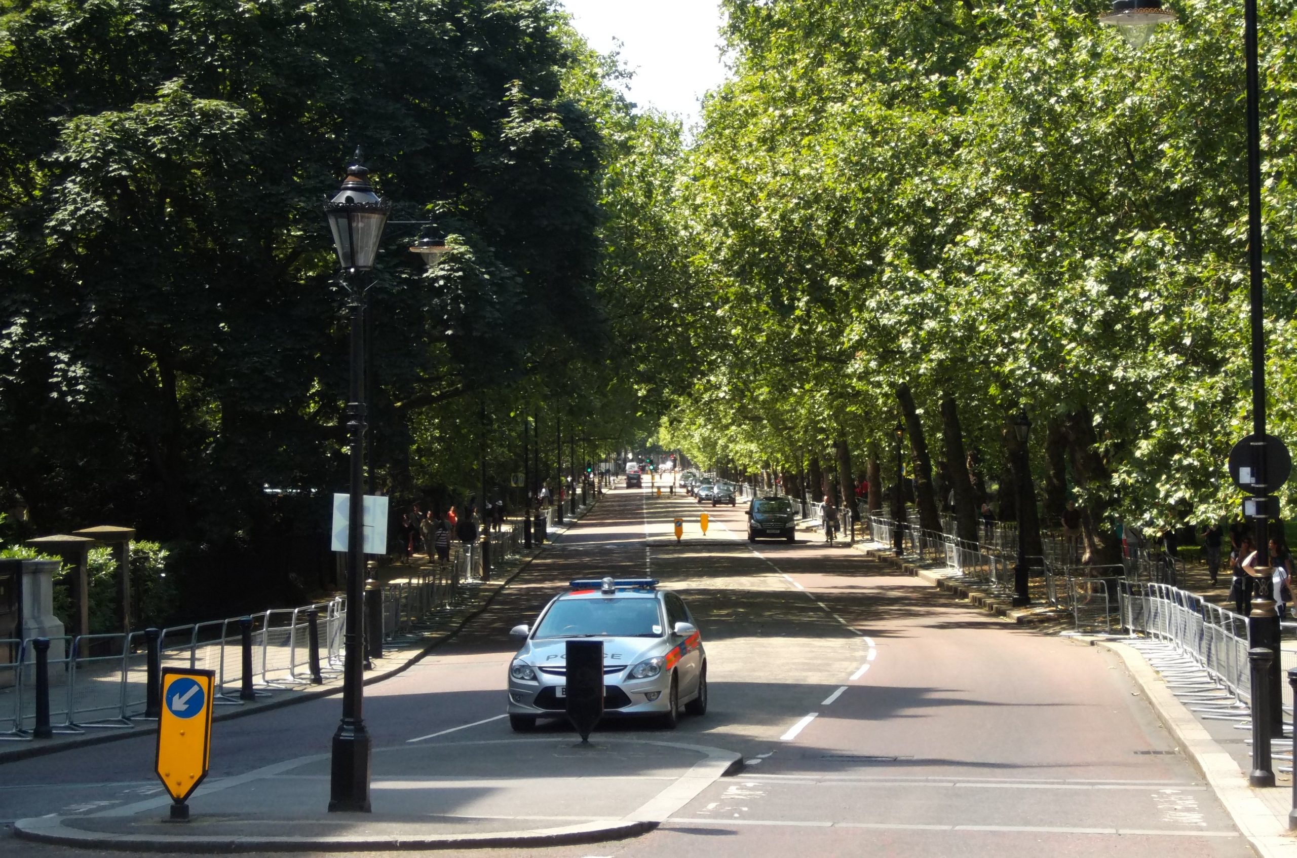 Birdcage Walk, St. James's Park Area, central London. SW1A